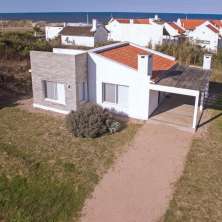 House for sale in the Seaside Resort La Aguada, just 50 meters from the beach
