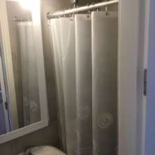 Baño de servicio