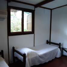 Dormitorio single abierto