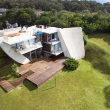 Great property for sale in a highly desirable location in La Pedrera seaside resort