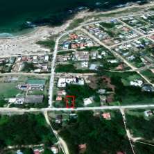 Muy lindo terreno en venta a escasos metros del mar en el Balneario La Pedrera