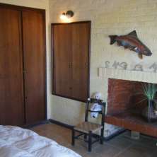 Hogar a leña y placard