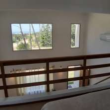 Dormitorio con vistas al mar