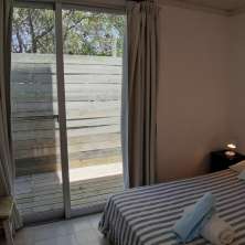Luminoso Dormitorio con deck