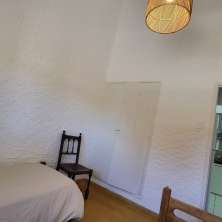 Dormitorio single con placard