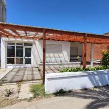 Incluye garage y cochera