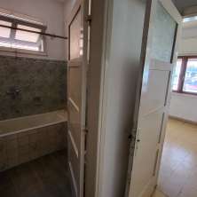 Baño principal completo