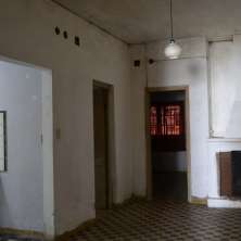Terer dormitorio con vista al patio