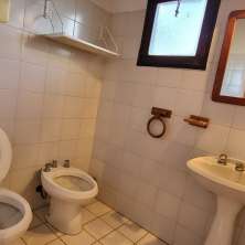 Baño completo planta alta